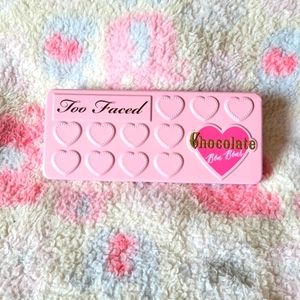 Too faced eyeshadow palette